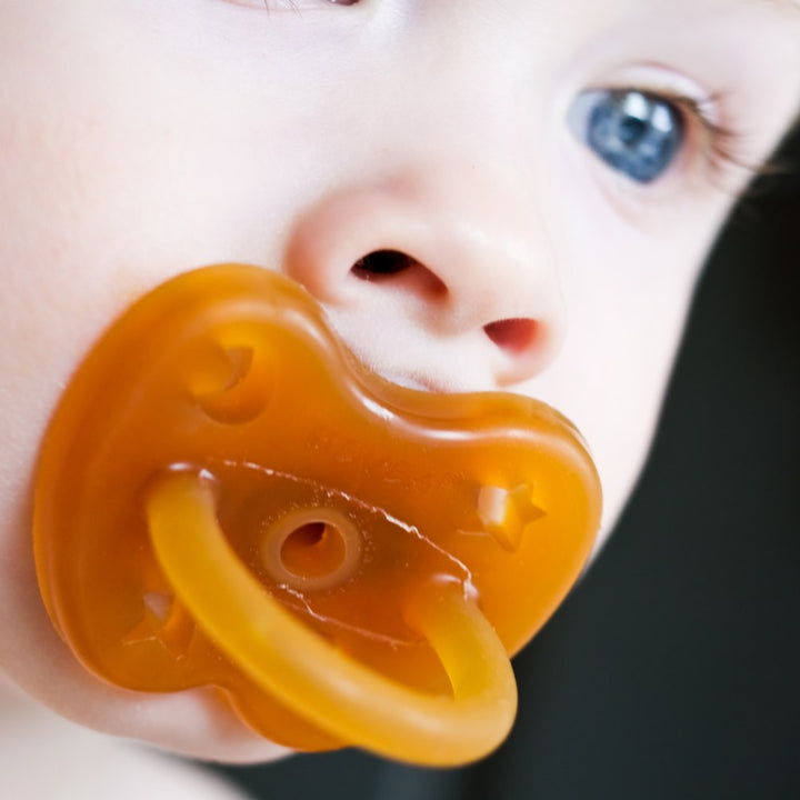 Hevea Natural Rubber Round Classic Pacifier - Natural (3-36 Months)